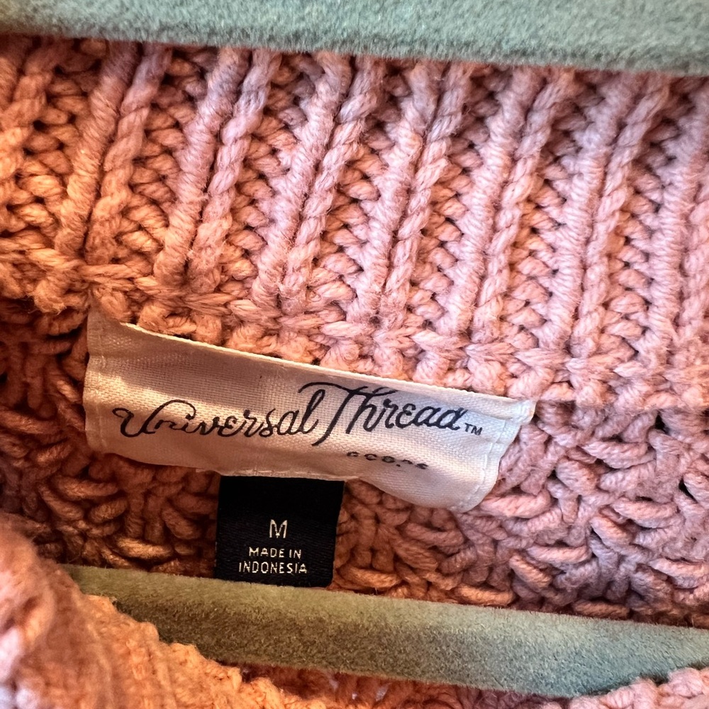 Universal Thread Blush Crew Neck Sweater - Picture 4 of 8